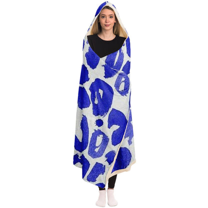 Abstract Pattren Hooded Blanket