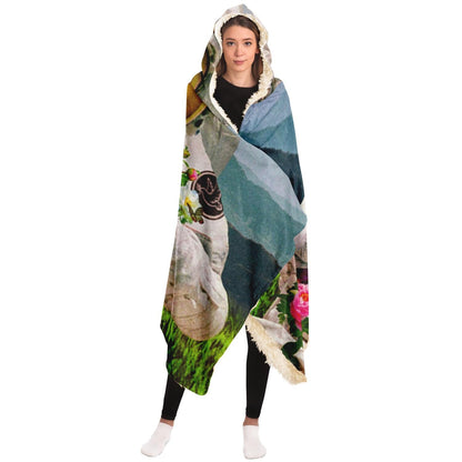 The Collectore Hooded Blanket