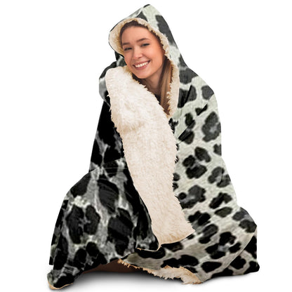 Leopard Pattern Hooded Blanket