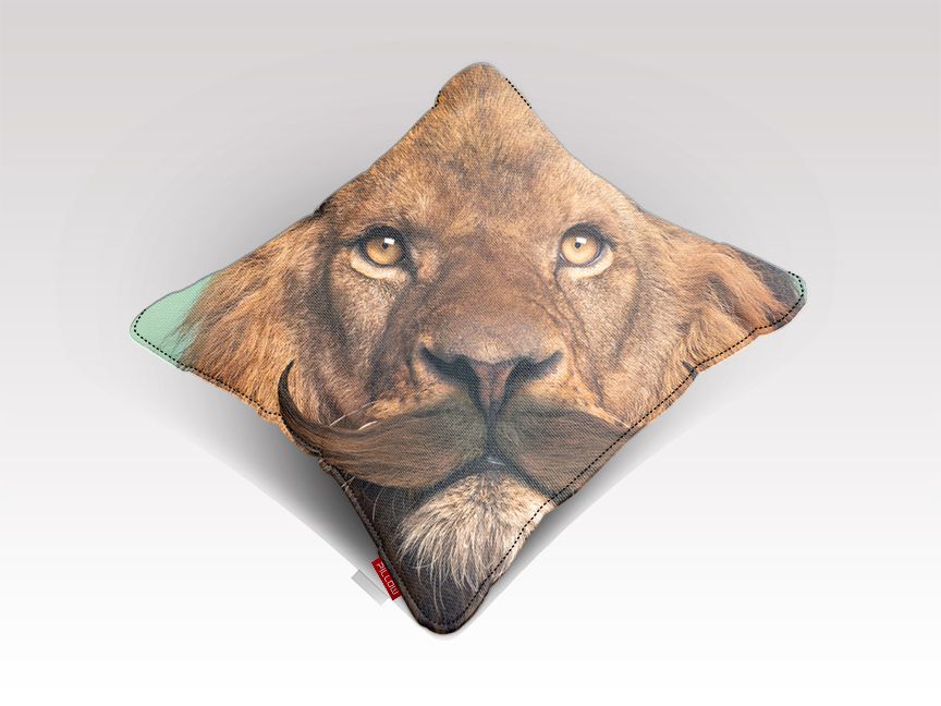 BEARDED LION Cushion/Pillow