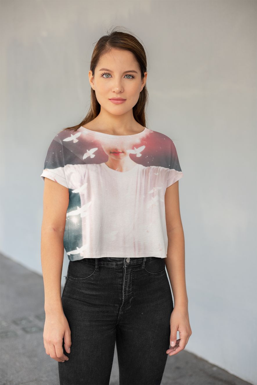 LUCIDITY All-Over Print Crop Tee