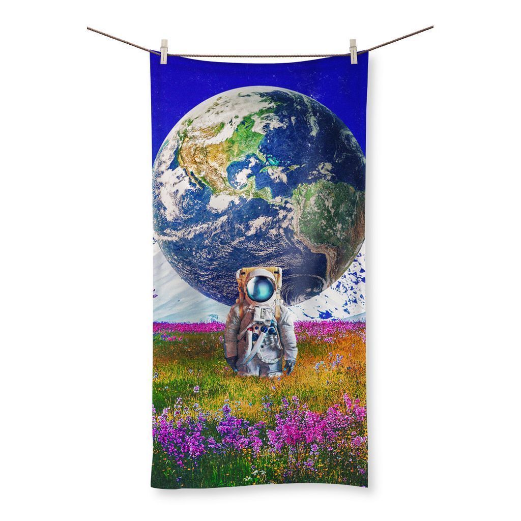 kite.ly Homeware 19.7"x39.4" The World Behind Beach Towel